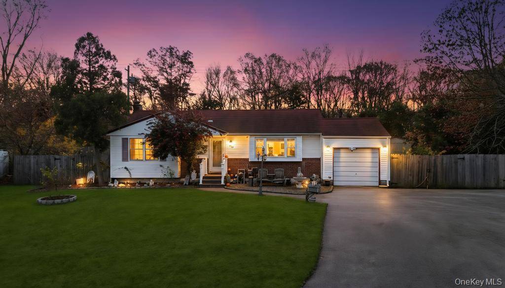 Welcome to 14 Urn Court, a truly unique and meticulously maintained four bedroom, two bathroom home in highly desirable Brentwood.