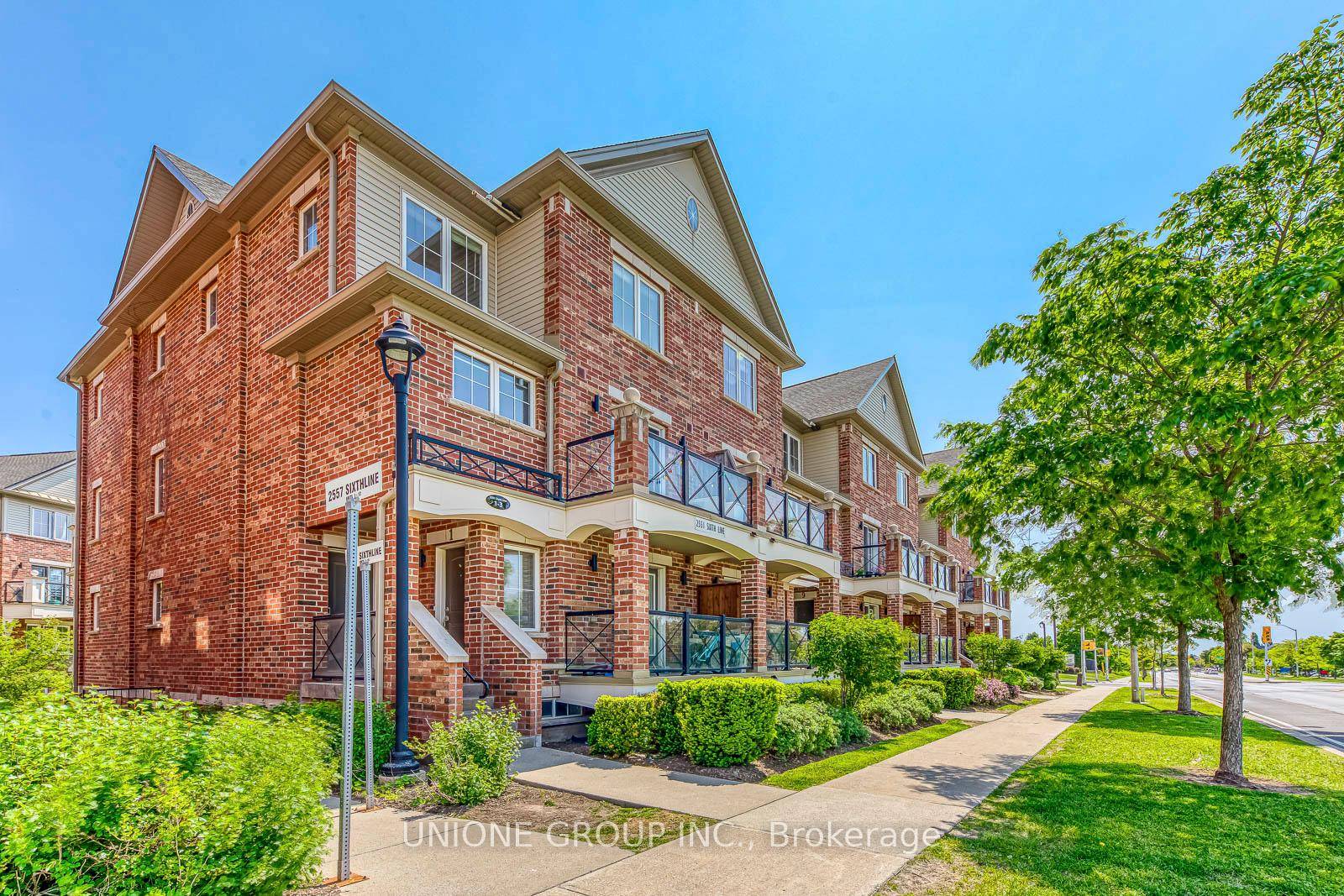 Discover This Fantastic And Highly Sought After 2 Storey Stacked Stunning 2 Bed 2 Bath Corner Unit In The Desirable River Oaks Area, Built By Fernbrook.