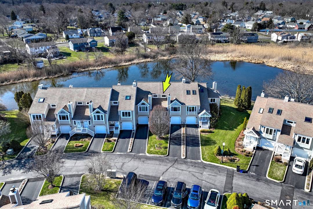 GRAB YOUR BEACH BAG AND SUN TAN LOTION !