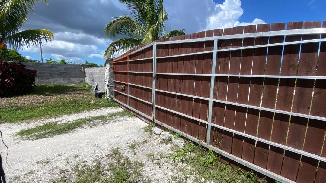 LUCAYAN GLENN Full Duplex Grand-Bahama-Freeport