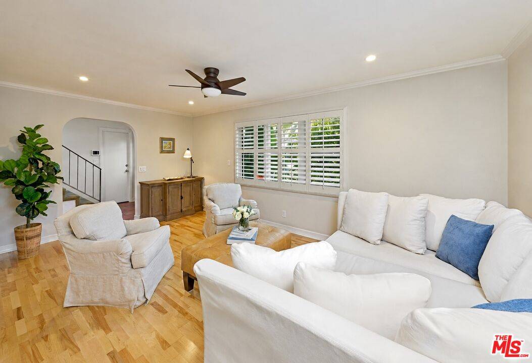 697   Washington Blvd 3BR Marina Del Rey La