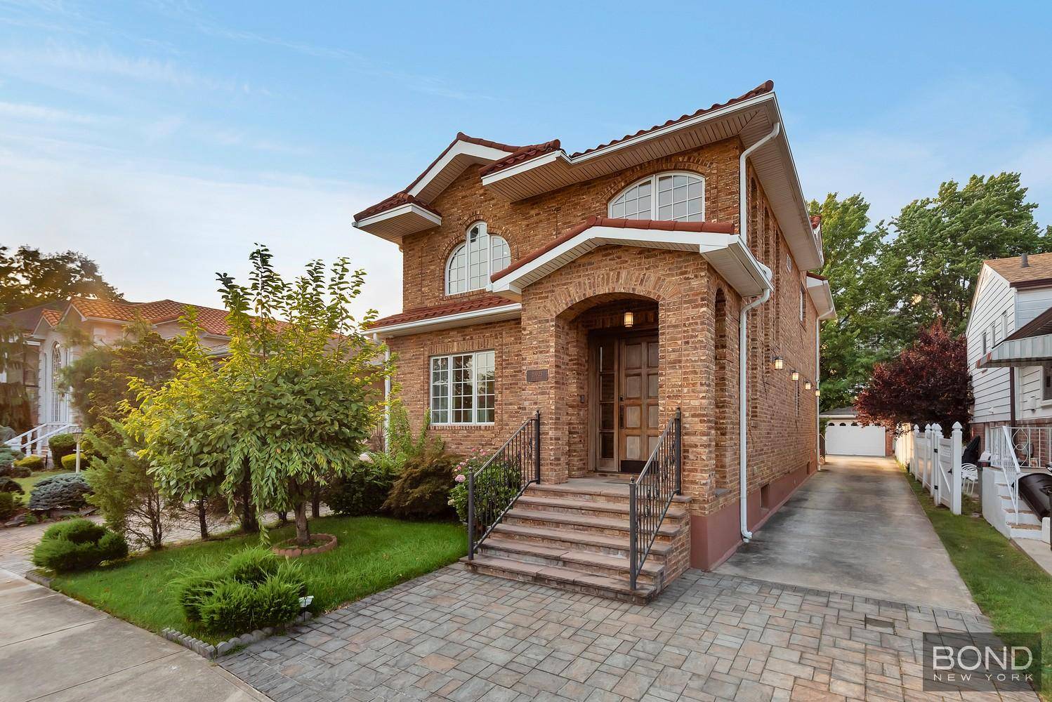 Step inside this custom built contemporary masterpiece, crafted in 2017 for those with truly discerning taste.