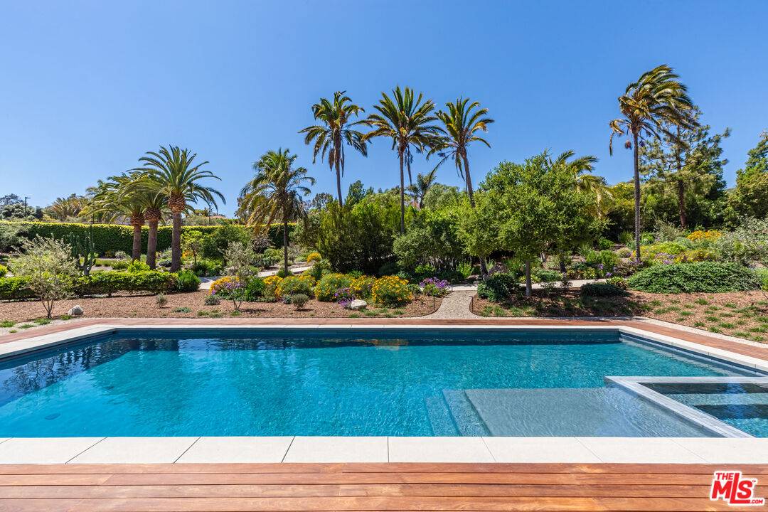 28873 Boniface Dr 4BR Malibu La