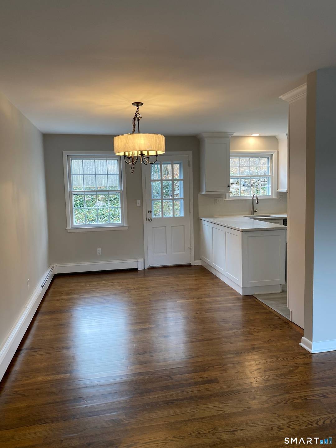 Gut renovated in 2019 and now going through a major refresh, this 3 bedroom townhouse has refinished floors, updated kitchen, new bathrooms and freshly painted interiors.