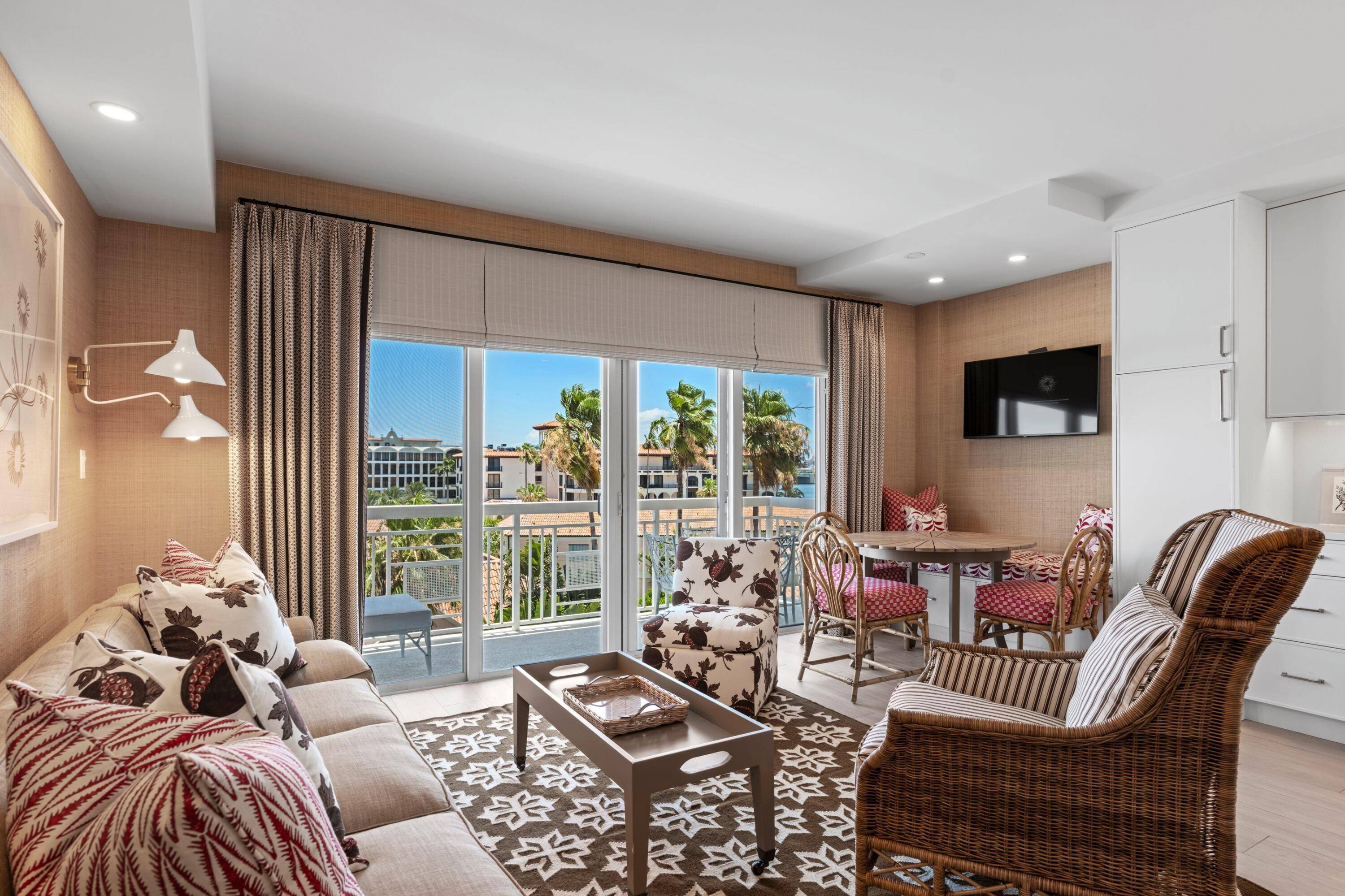 Discover elegance at Lake Towers with this beautifully renovated 2BD 1BA condominium.