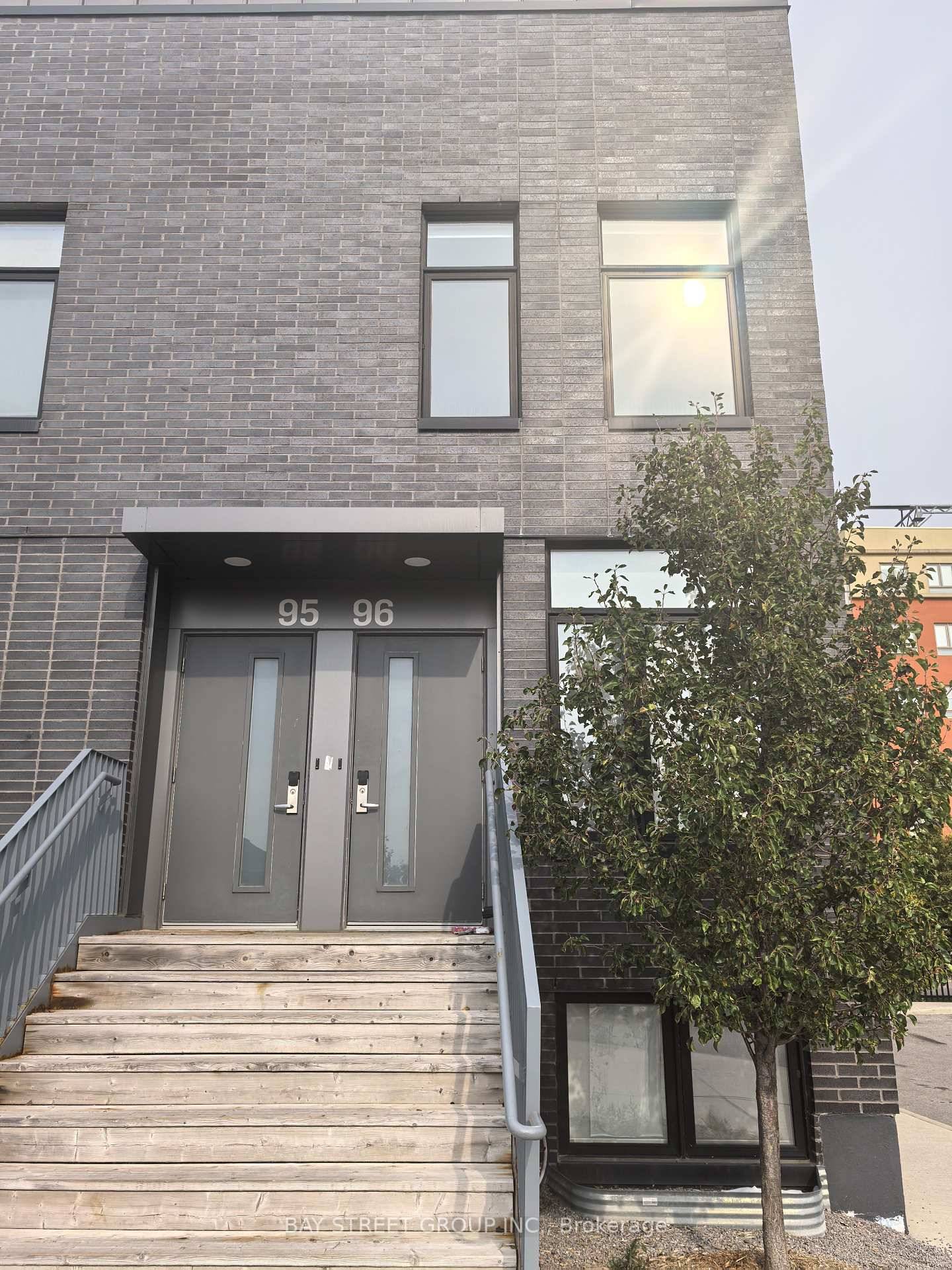 Amazing Fully Furnished University Town Main Floor Bedroom with Ensuite Bathroom For Rent.