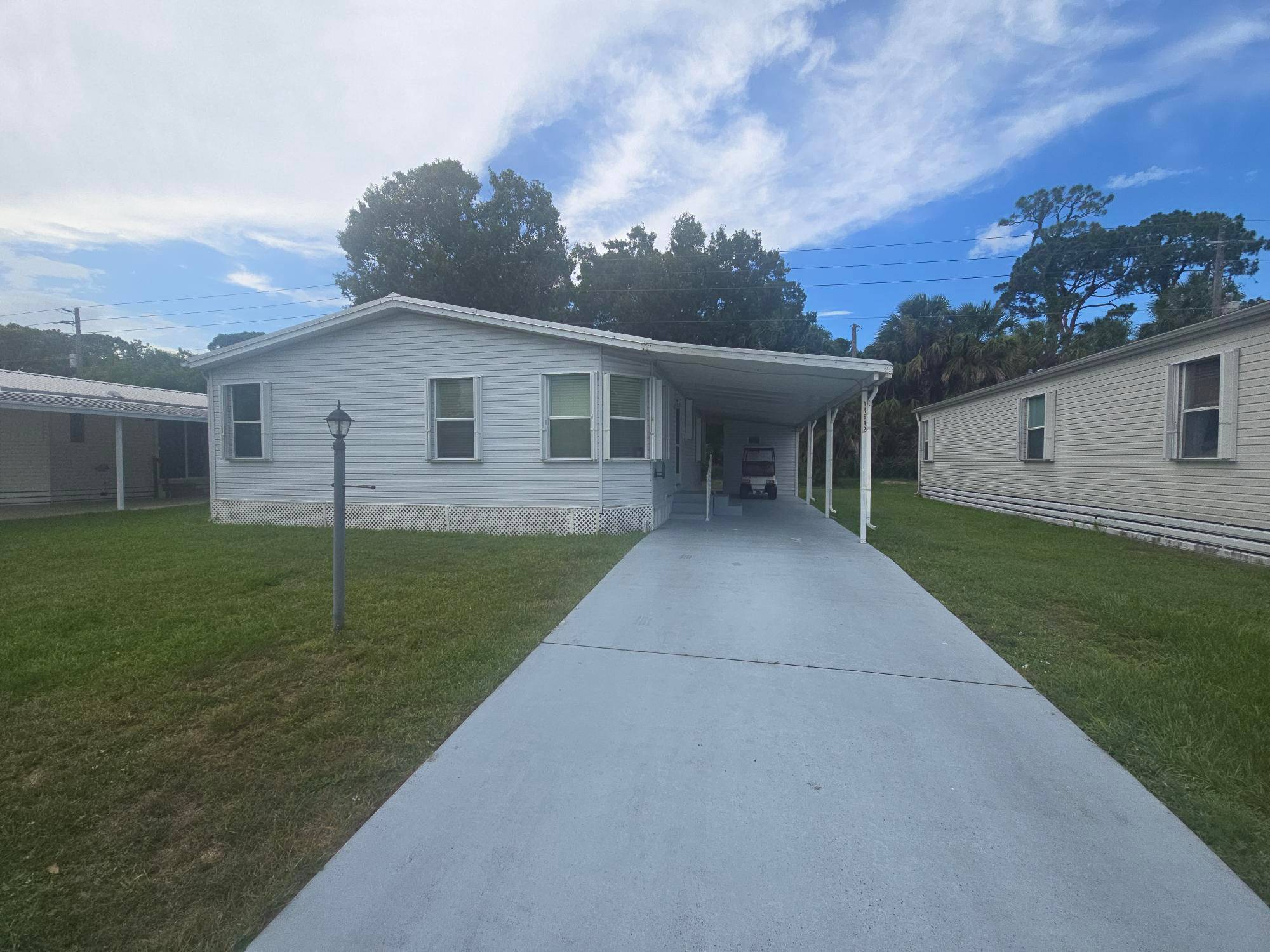 Private 2 Bed, 2 Bath Retreat on Perimeter Lot Updated Move In Ready !