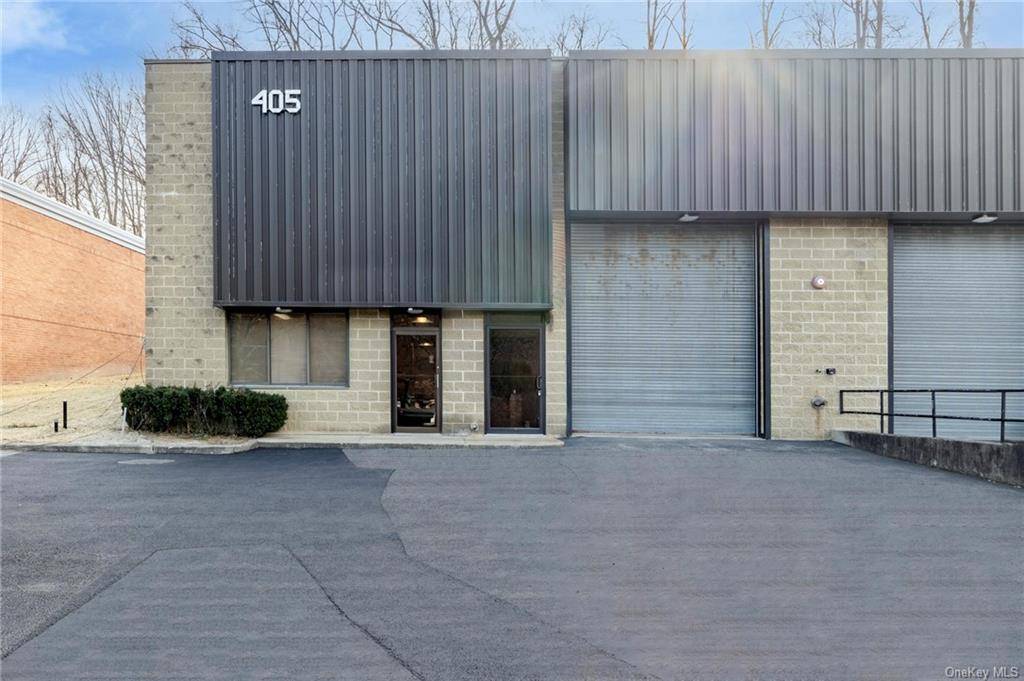 Great Location Near Highways and Bedford Hills.