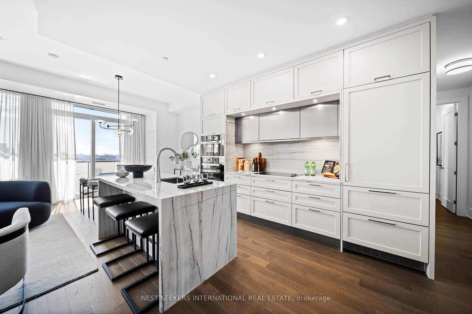 A defining landmark in downtown Toronto, Tridel at The Well is King Wests premier luxury condo community.
