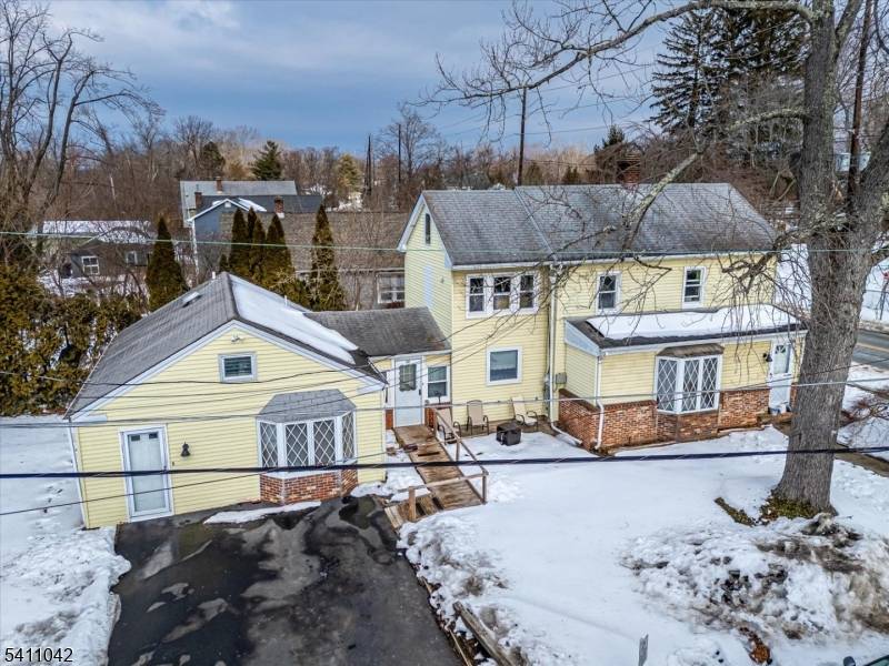 Welcome to 12 Union Street in the heart of historic Kingston, NJ !