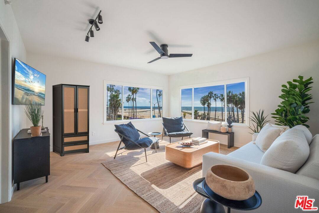 1661 Appian Way 1BR Santa Monica La