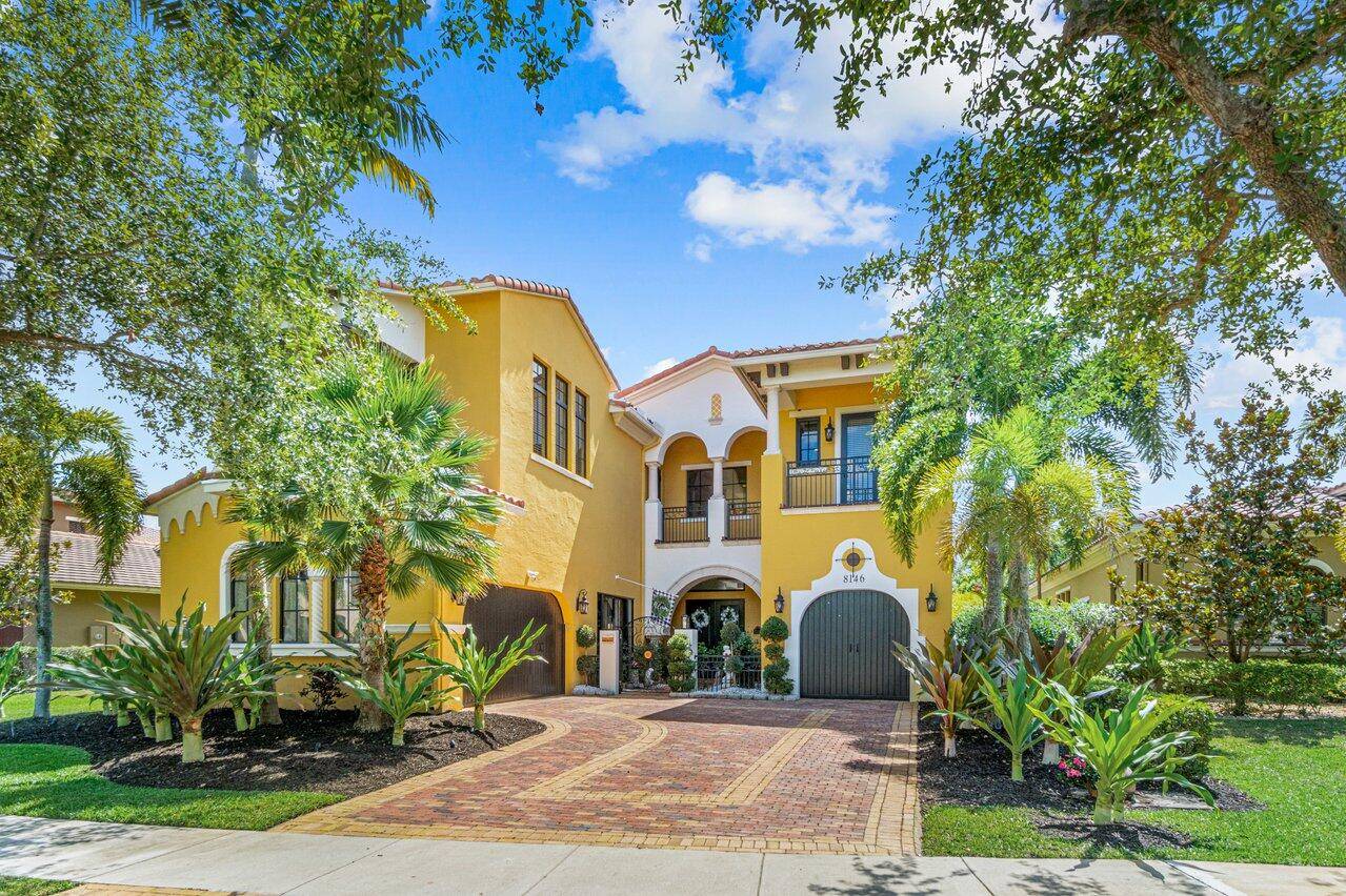 Live the Lifestyle You've Been Dreaming Discover the Perfect Blend of Elegance, Comfort Resort Style Living in this Breathtaking Home nestled on a culdesac in Parkland Golf Country Club.