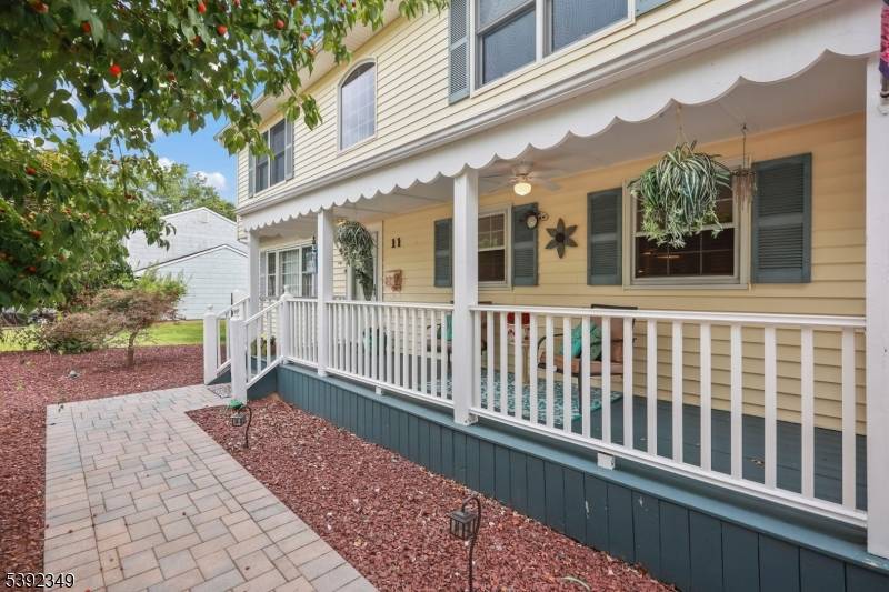 Oxford Rd Manalapan Twp. New Jersey Single-Family