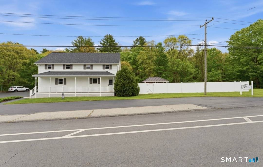 FULLY OPERATIONAL TURNKEY CATERING BUSINESS, COMMERCIAL FACILITY RESIDENTIAL APARTMENT IN THOMPSON, CONNECTICUT.