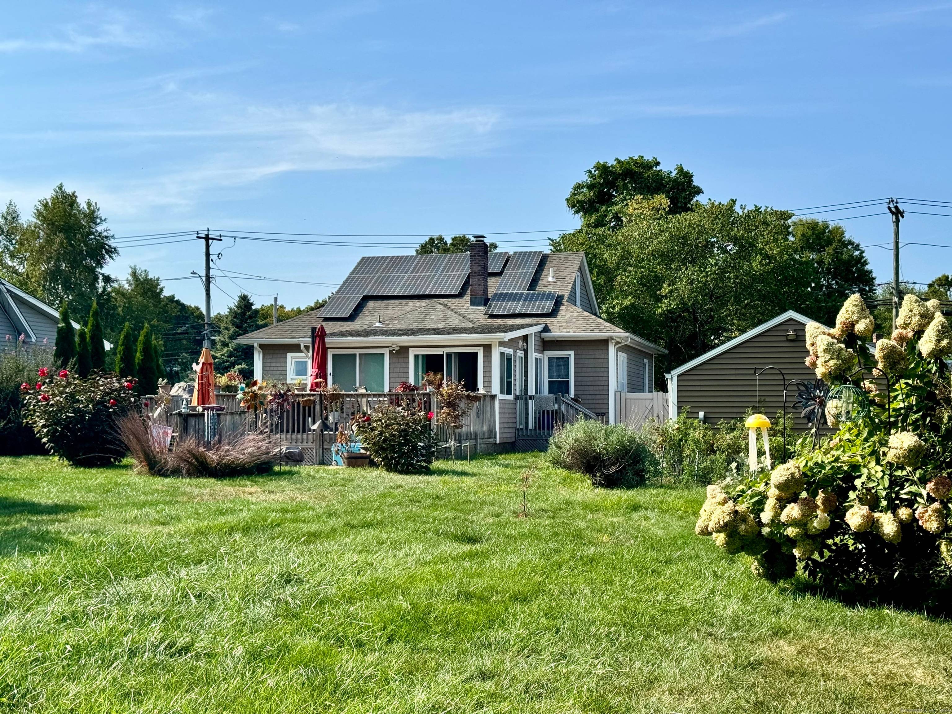 Beautifully cared for home and its first time to market !