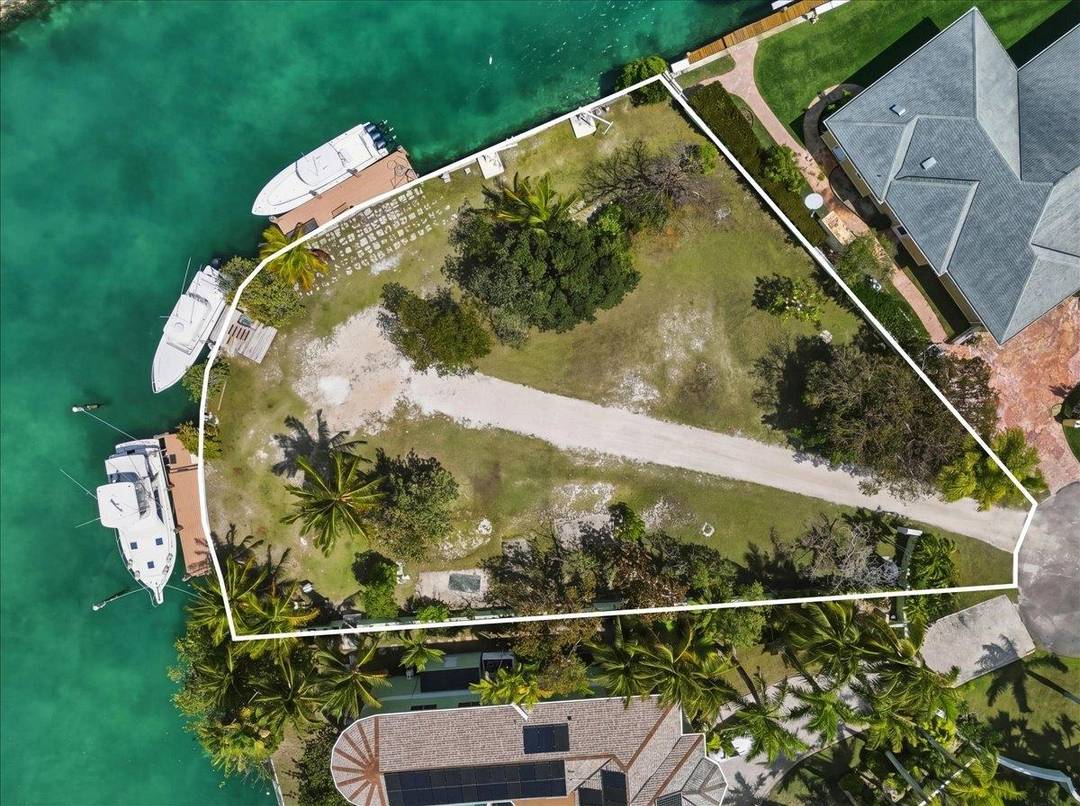 37 PORT NEW PROVIDENCE Land New-Providence