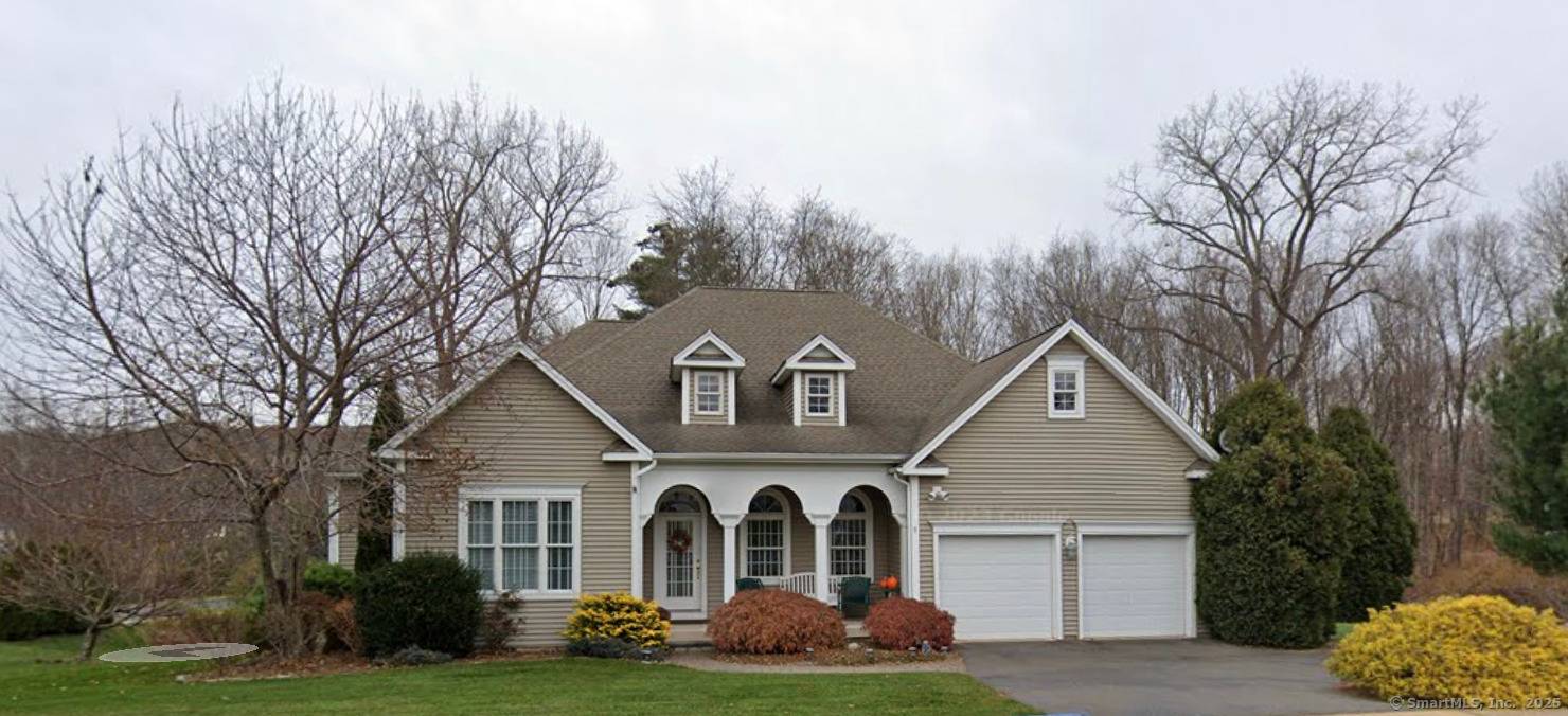 Welcome to 9 Parsons Court a stunning 3 bedroom 2.