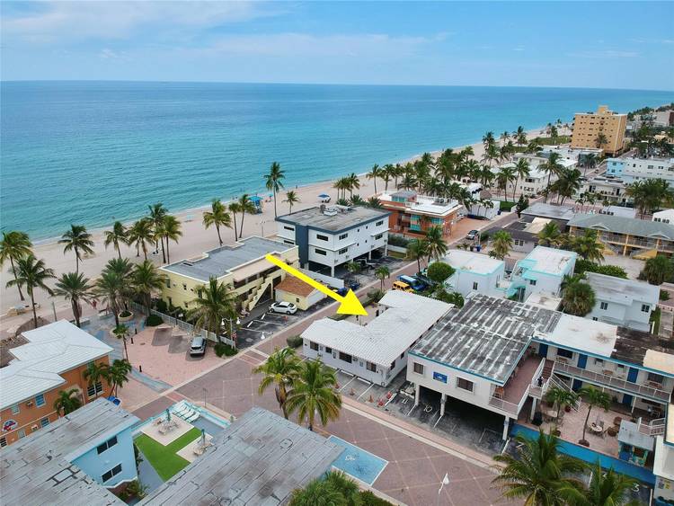 This 5 unit efficiency motel is located 150 feet from the ocean and Hollywood's famed beach front Broadwalk promenade.