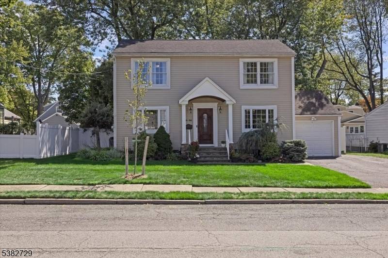 Welcome to this turn key, bright, perfectly maintained colonial in Fair Lawn's best neighborhood !