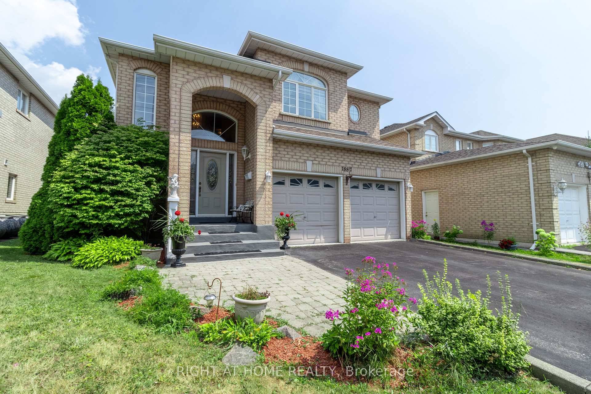 Welcome to this spacious 4 bedroom 4 bathroom 2 car garage home on a sizeable 44 x 113 ft lot and located in a sought after Family Friendly Community.