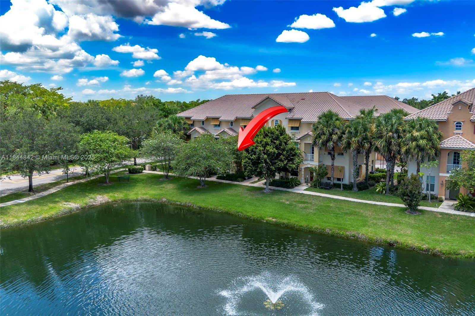 Stunning 4BR 3. 5BA 2CG townhome with optional 5th bedroom on the ground floor !