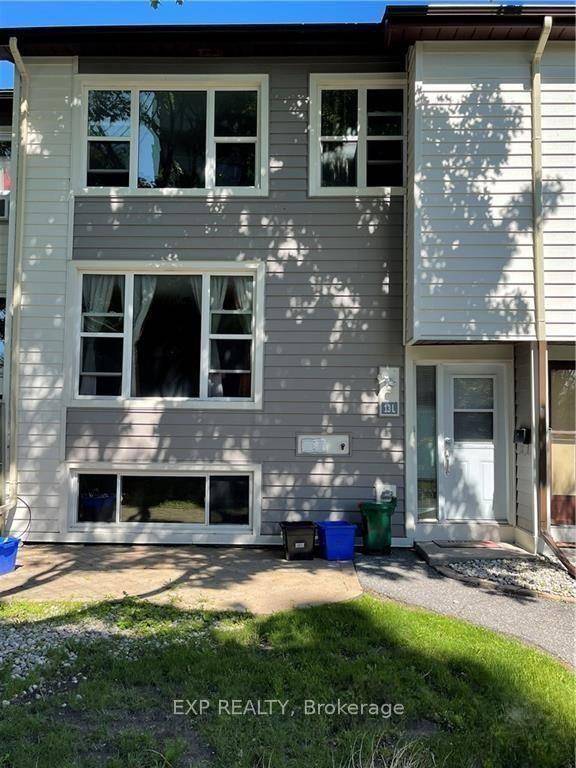 This charming 3 bedroom home is nestled in a family friendly neighbourhood, just minutes from schools, parks, shopping, and more.