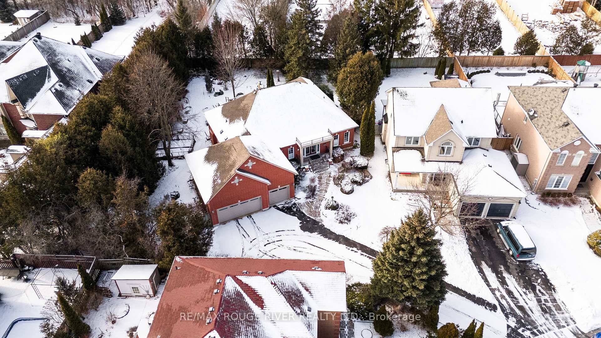Discover the perfect blend of privacy, space in this exceptional bungalow, nestled in a prestigious, mature neighborhood.
