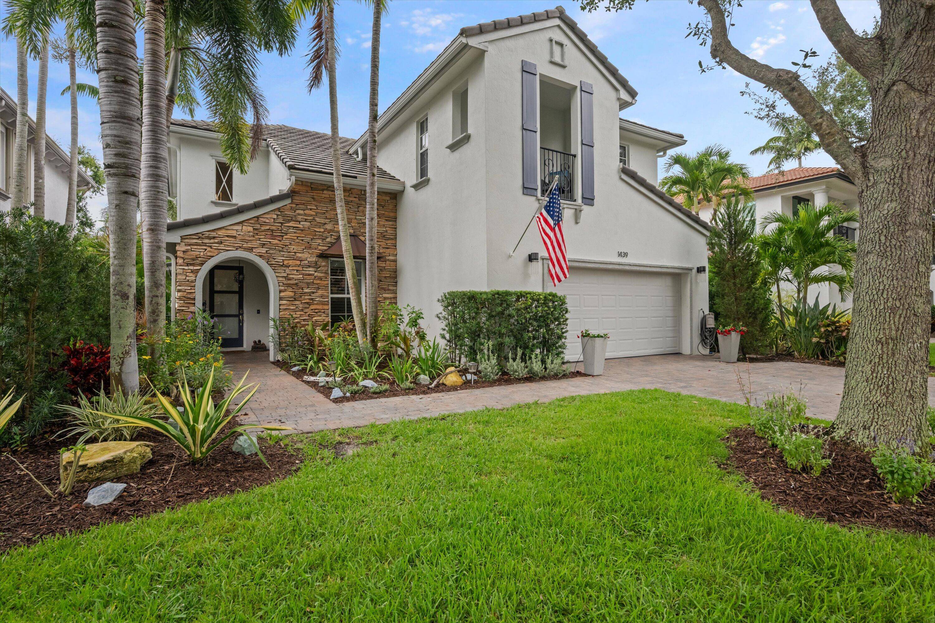 GORGEOUS, RENOVATED 4 bedroom plus den, 4 bathroom home in resort style Evergrene Community.