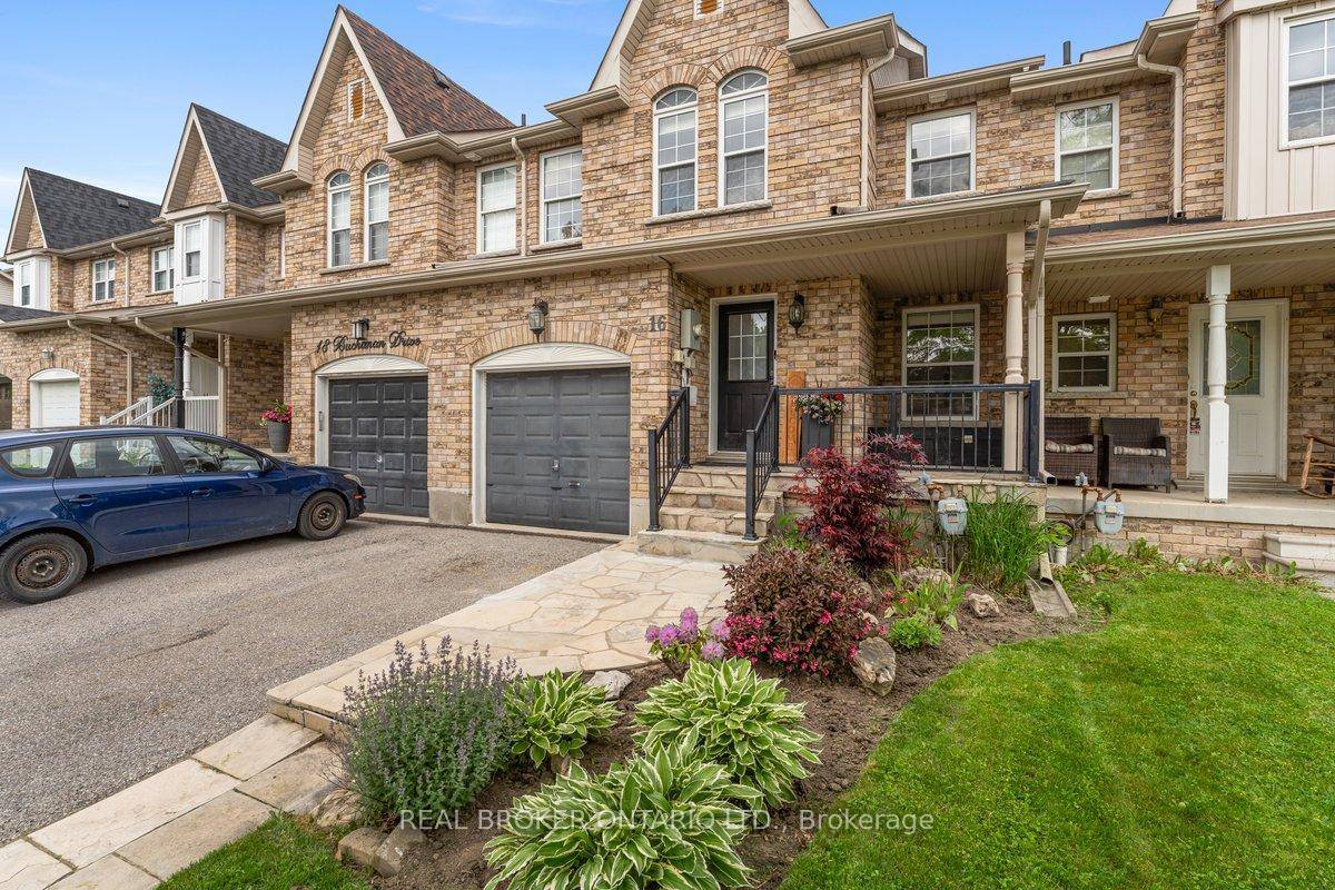 Welcome to 16 Buchanan Drive in Alliston a beautifully updated 3 bedroom, 3 bathroom home offering 1, 680 sq ft of bright, modern living space.