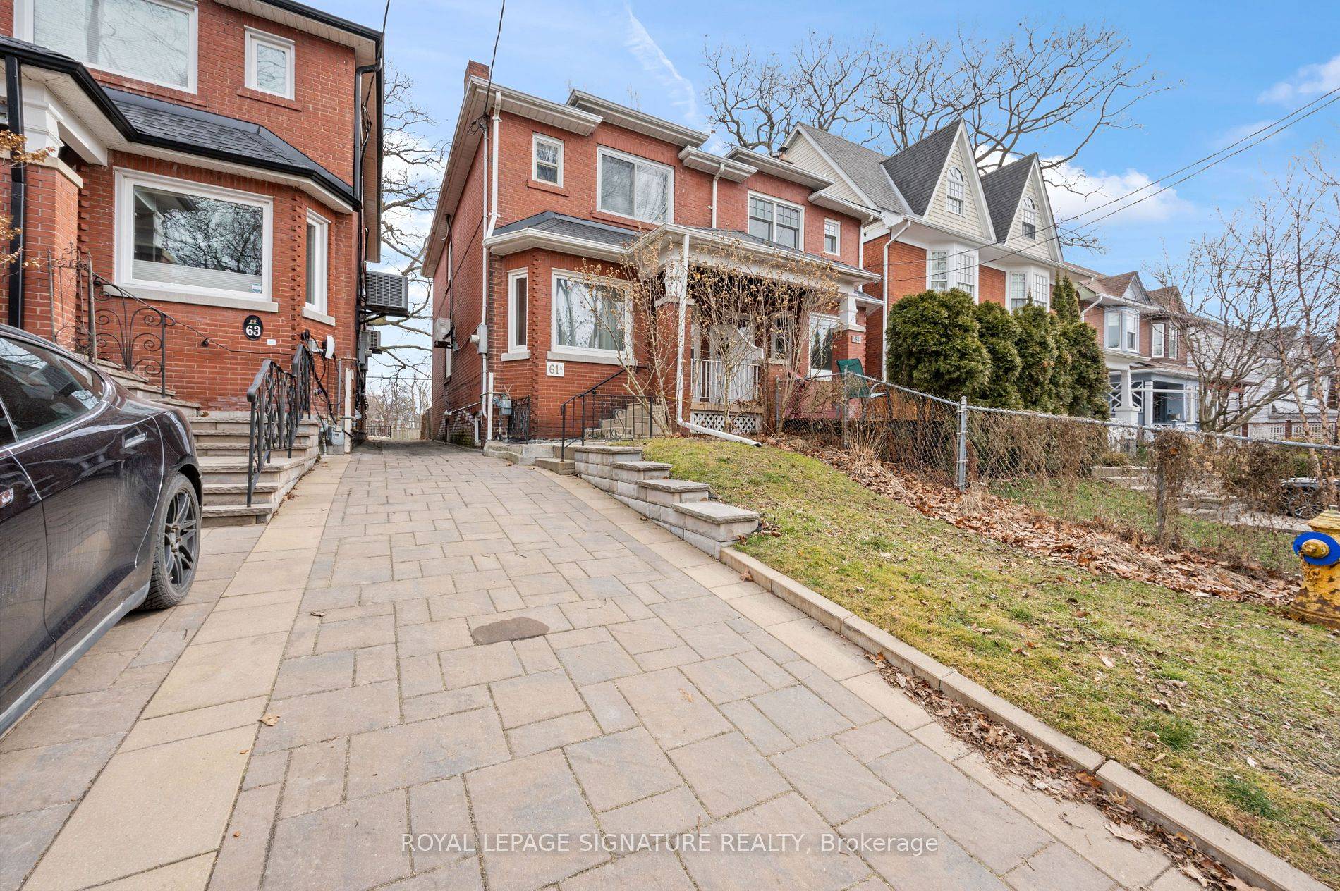 Location ! Location ! Location !