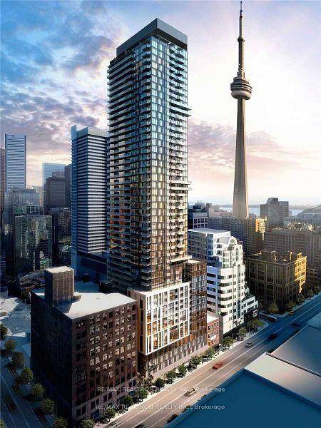 1 Bedroom Condo In Prestigious 87 Peter In The Heart Of Toronto' Entertainment Business District.