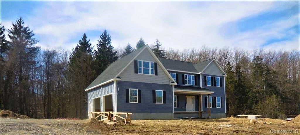 CORNWALL SCHOOLS TO BE BUILT BY LOCAL ESTABLISHED REPUTABLE BUILDER ON THIS BEAUTIFUL PRIVATE LOT WITH VIEWS ON 5.