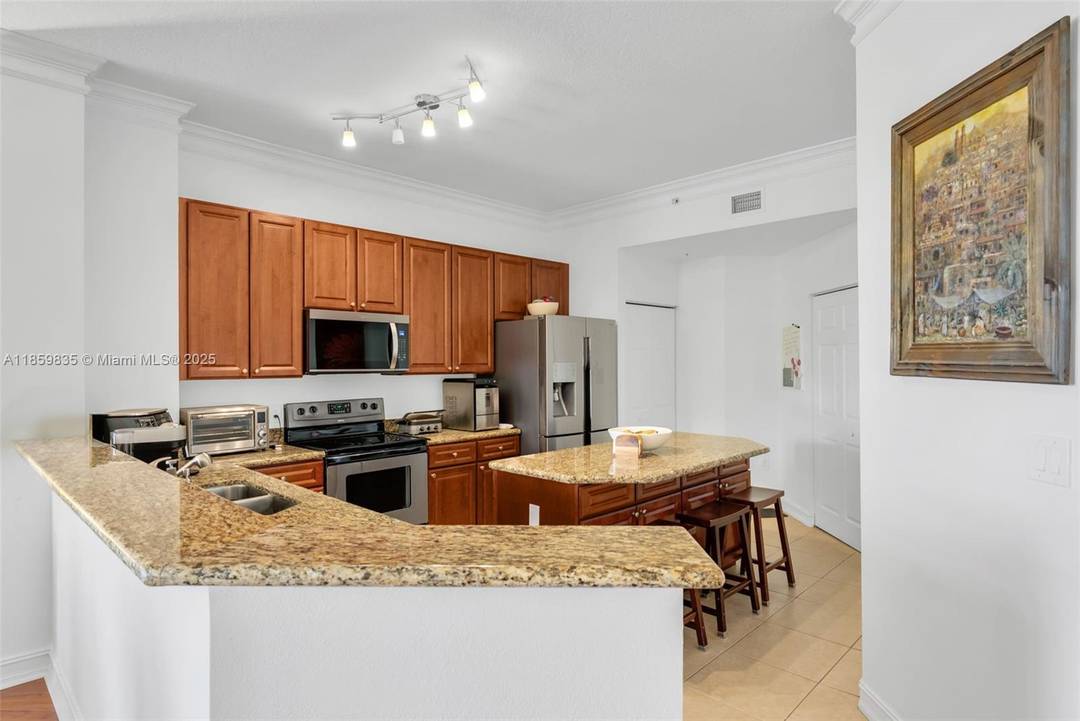 Beautiful, renovated, large 1708 sq ft, 2 bedrooms and A DEN with 2 full bathrooms.