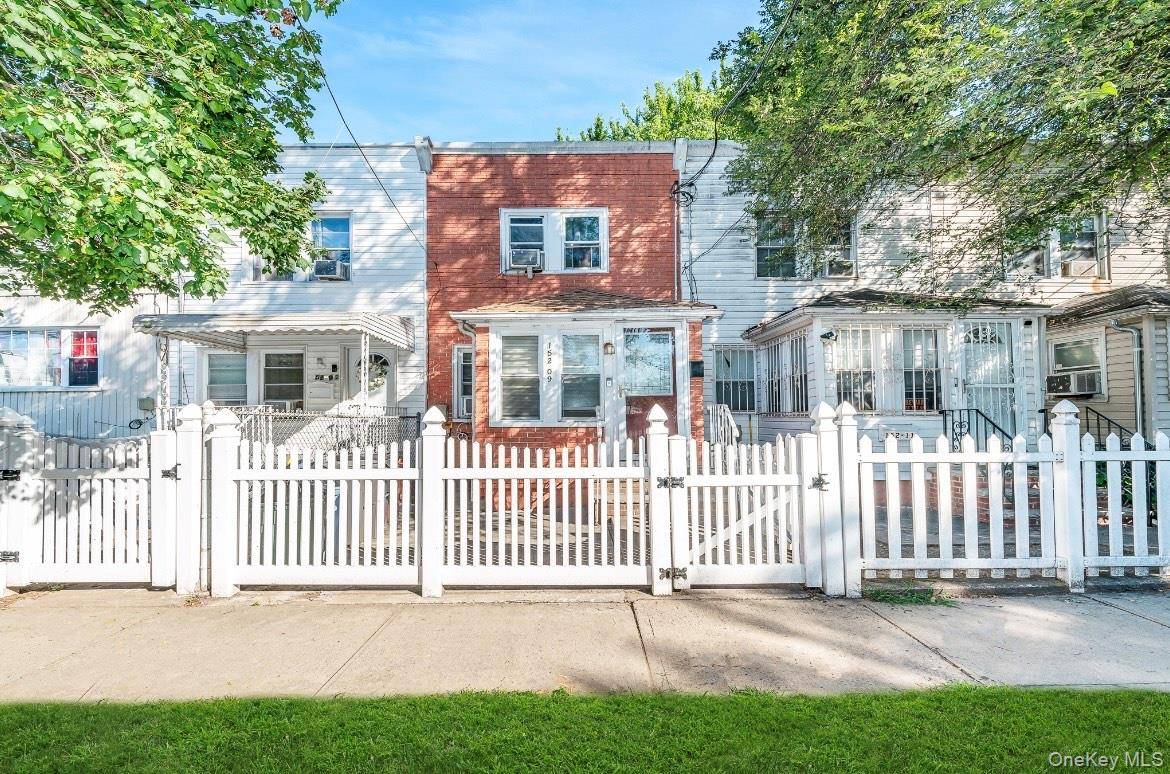 Welcome to this charming 2 bedroom, 2 bathroom home.