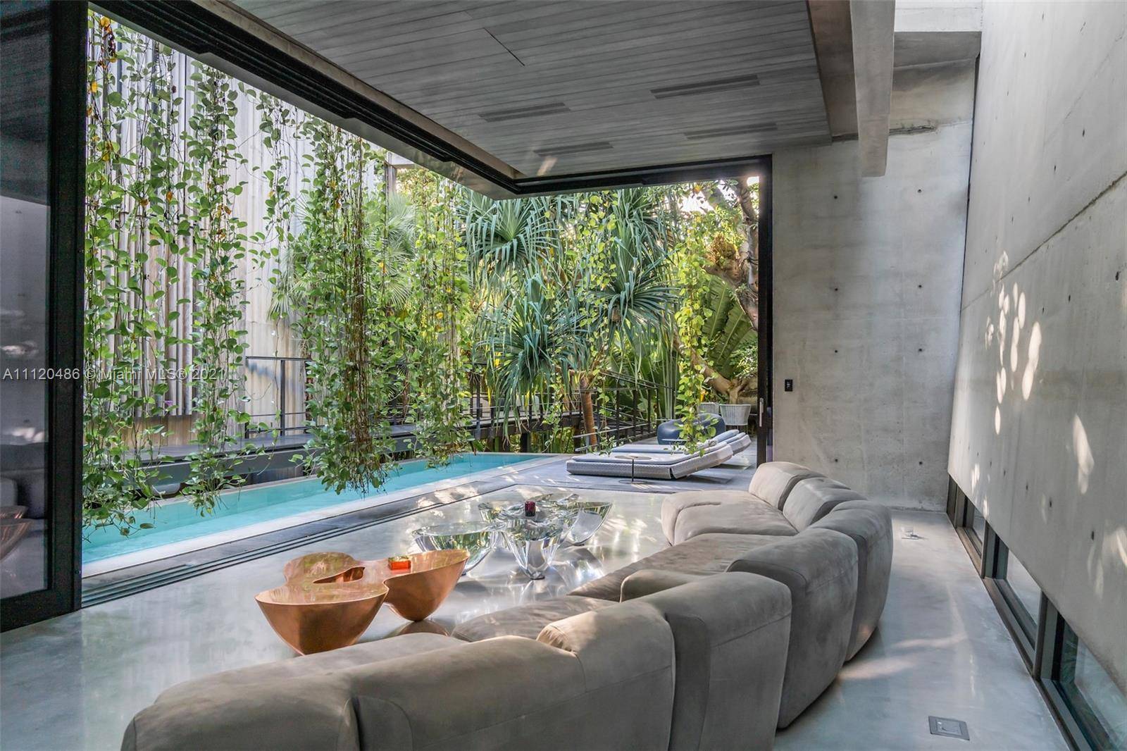 Presenting the Prairie Residence by renowned architect Rene Gonzalez.