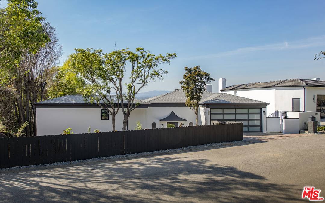 3345   Wonder View Dr 3BR Hollywood Hills East La