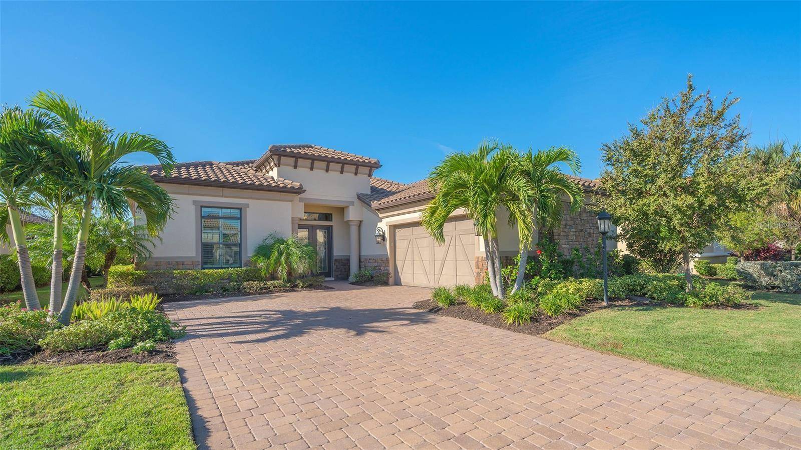 One of Taylor Morrison's great builds in Esplanade of Lakewood Ranch.