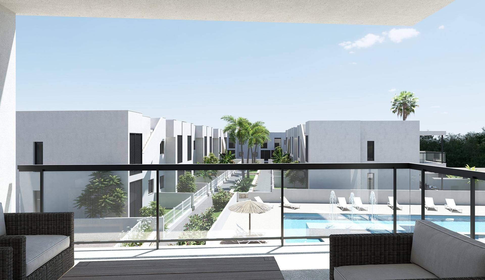 NEW BUILD RESIDENTIAL COMPLEX IN TORRE DE LA HORADADA New Build residential complex of apartments, penthouses and bungalows with 2 and 3 bedrooms, 2 b