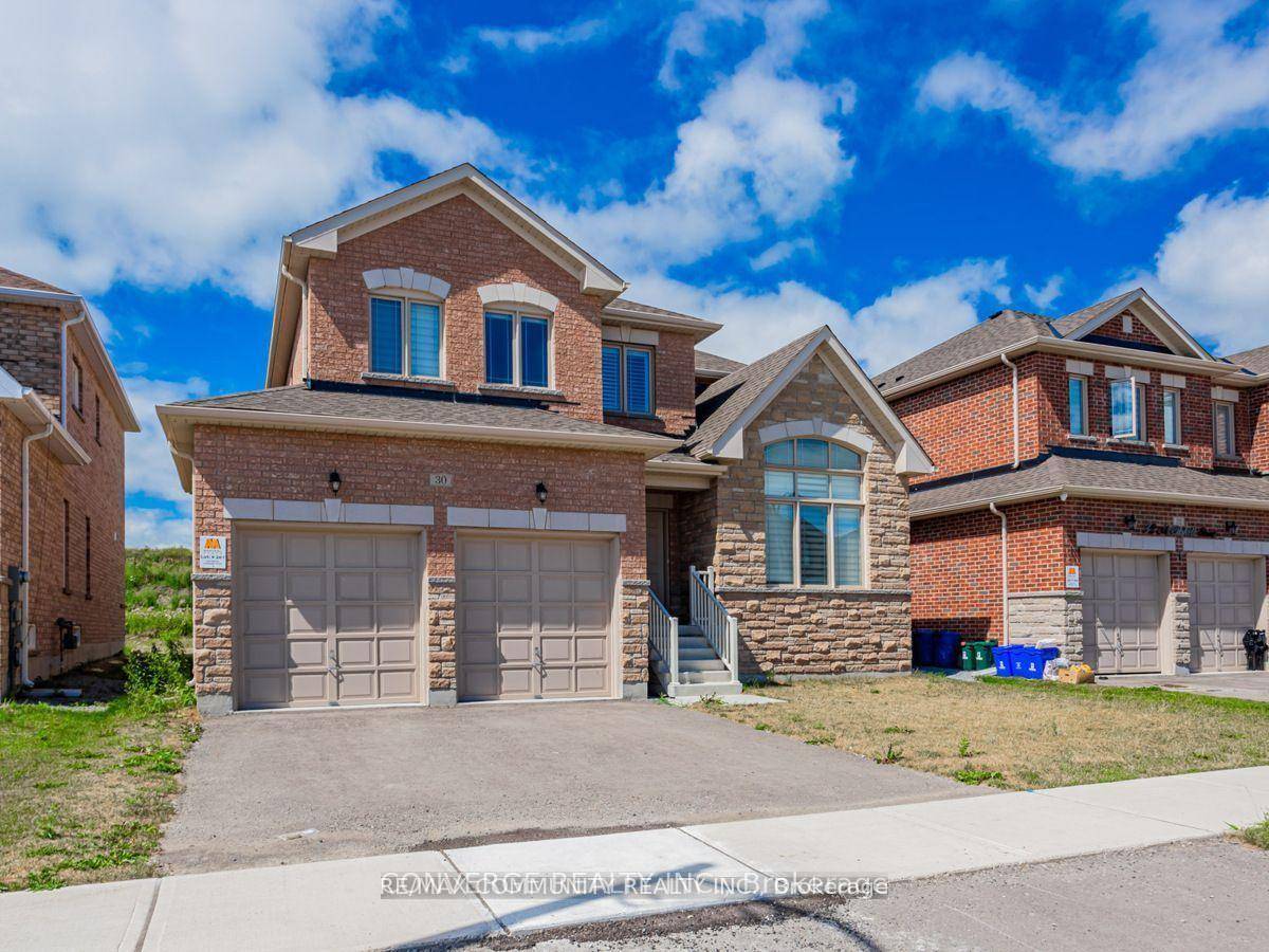 Gorgeous Home With 4 Beds amp ; 3 Baths.