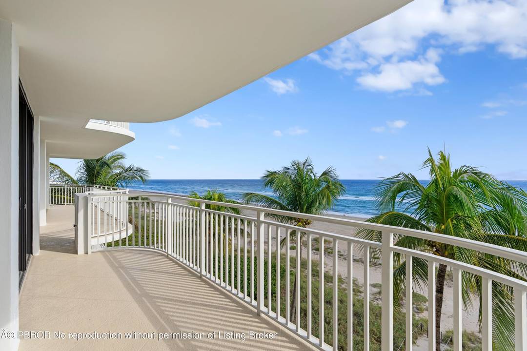 Located in the highly coveted Palm Beach Stratford, this gracious corner 2 bed, 2.