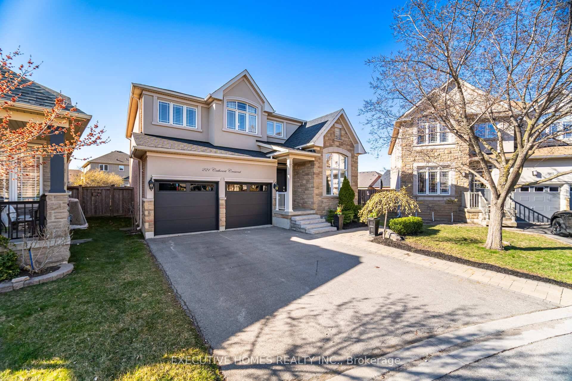 Premium Pie Shaped Lot in Desirable Willmott, Milton Ontario Home with Open to Above Great Room !
