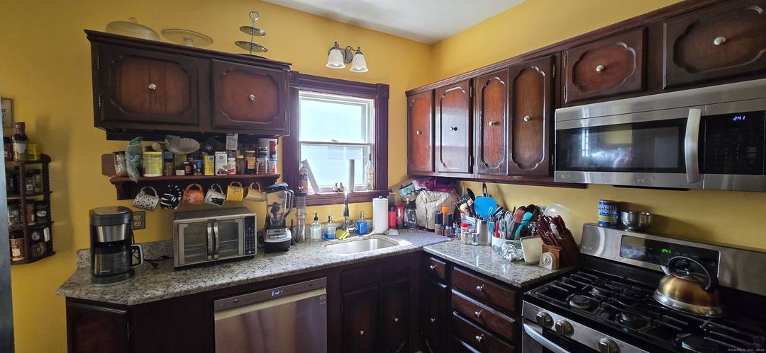 Welcome to 28 Perkins Avenue, a proudly maintained corner lot home located in one of Norwich's most desirable and walkable neighborhoods.