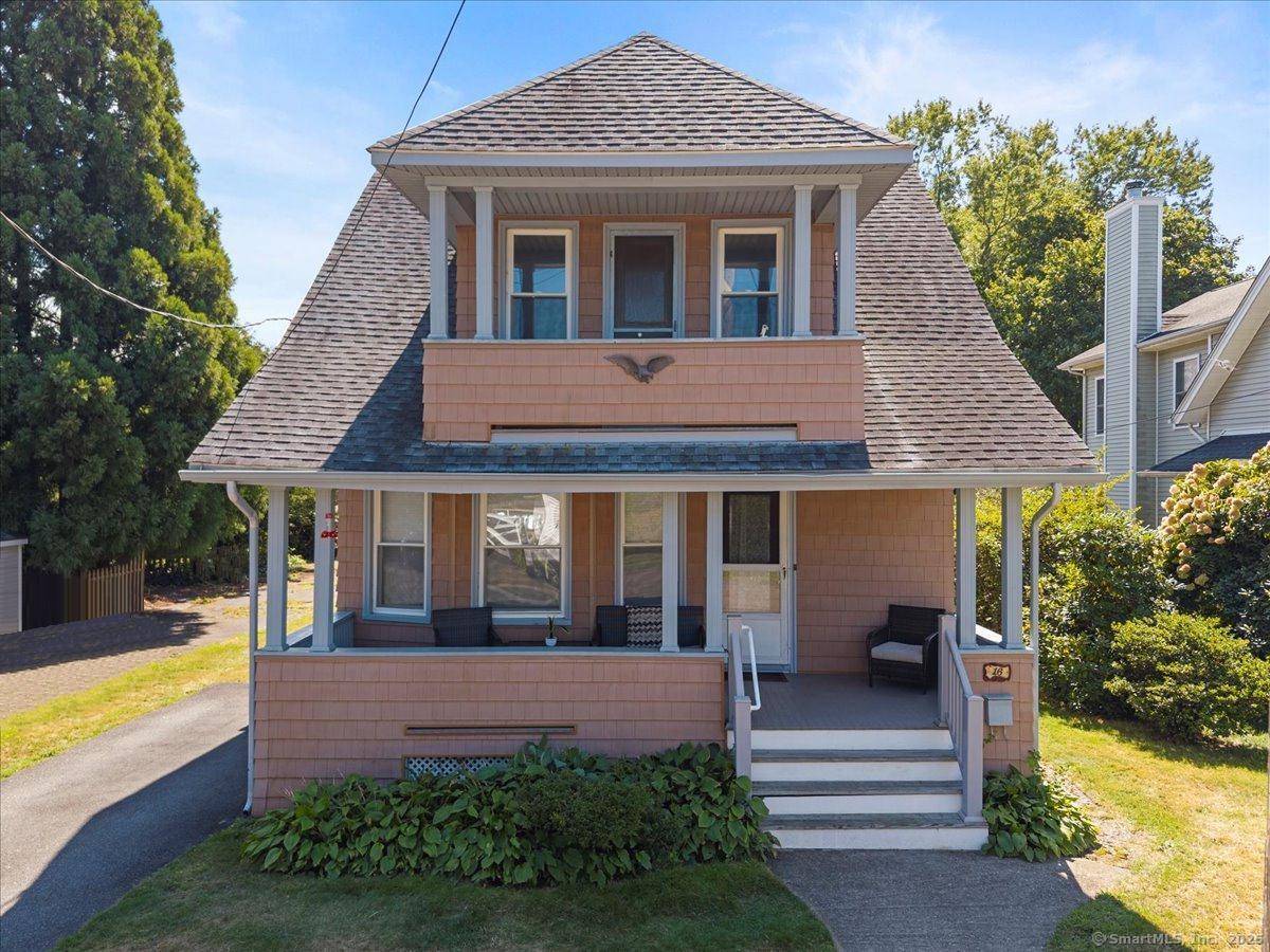 Location ! Location ! Walk to downtown Milford, Gulf Beach, and Metro North New York City train from this well maintained, move in ready 3 Bedroom 2 Bath Gulf Street ...