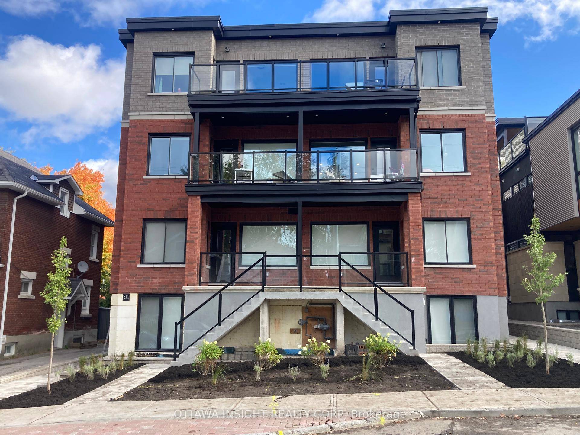 Modern furnished 1 bedroom apartment in a brand new, purpose built walk up in the heart of Sandy Hill.
