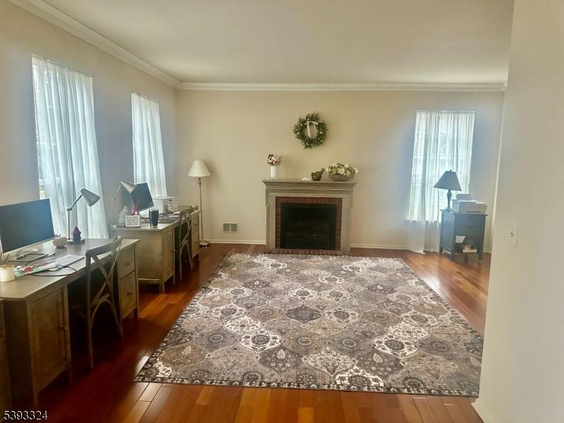 Spacious, bright sunny colonial home set in nice quite neighborhood.