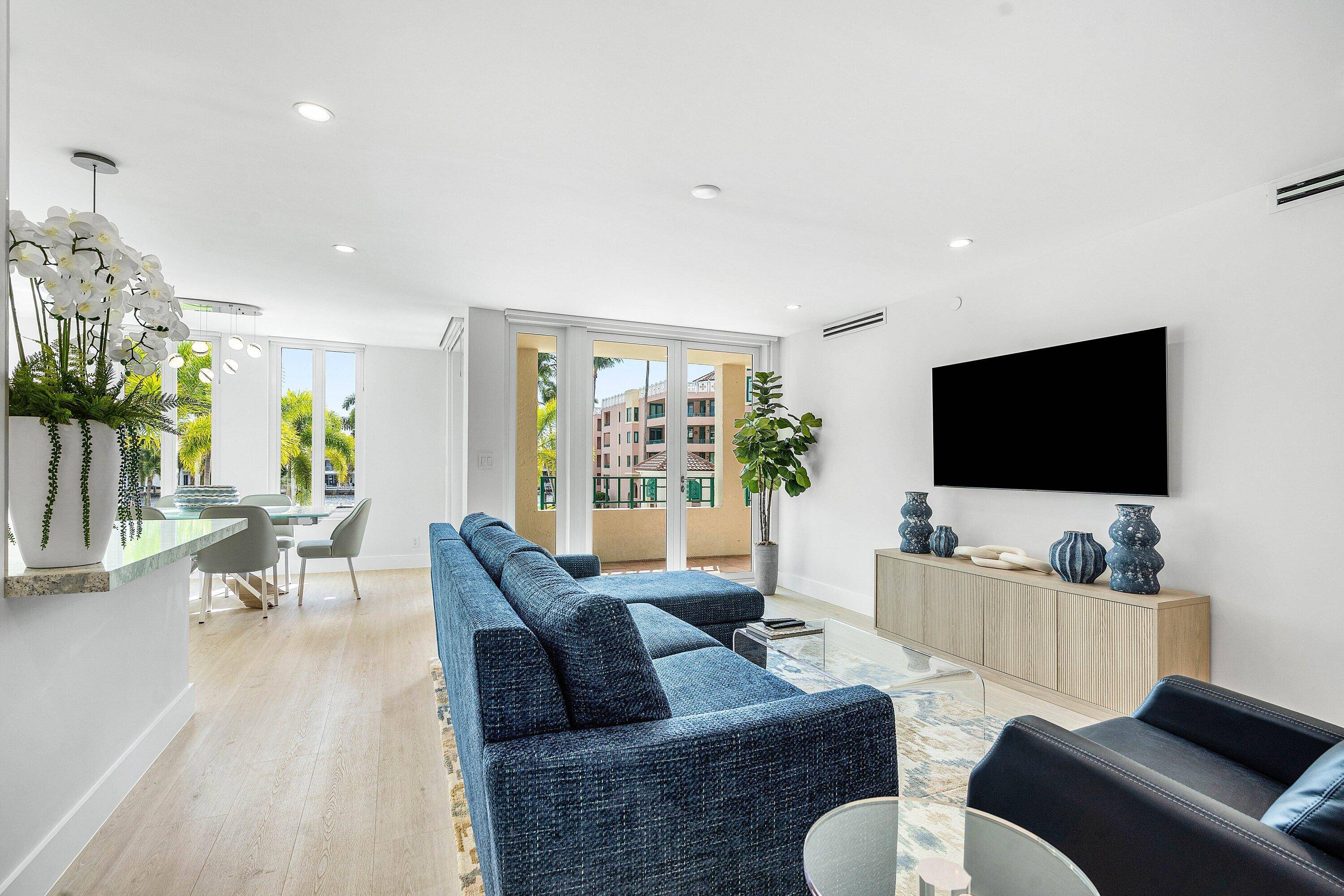 Looking for the perfect furnished rental in East Boca ?