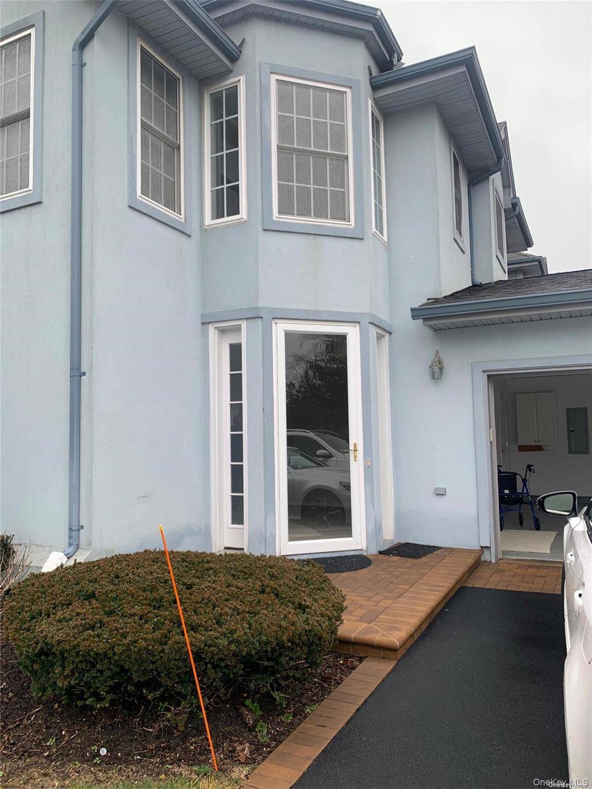 A true gem in the heart of Melville !