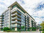Experience luxury living in this 2 bedroom, 2 full bathroom condo at Vista Parc in Woodbridge.