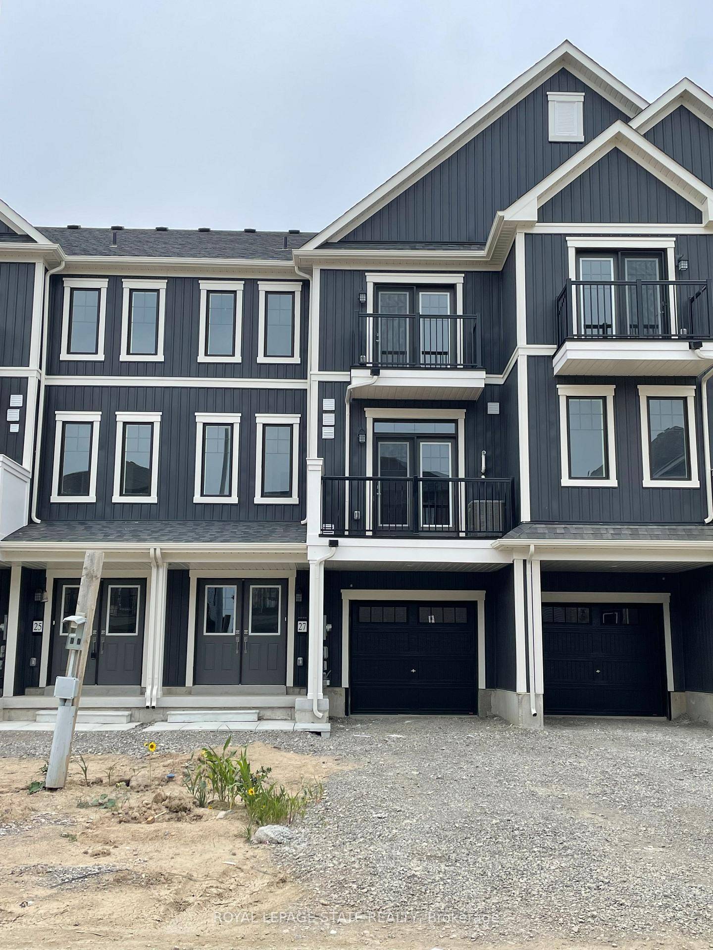 BRAND NEW EMPIRE FREEHOLD TOWNHOME AVAILABLE FOR LEASE.