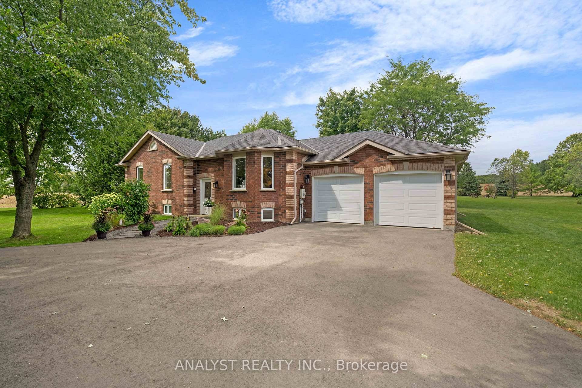 Welcome to your private retreat in Bradford !